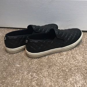 Steve Madden Ecentrcq Slip Shoe